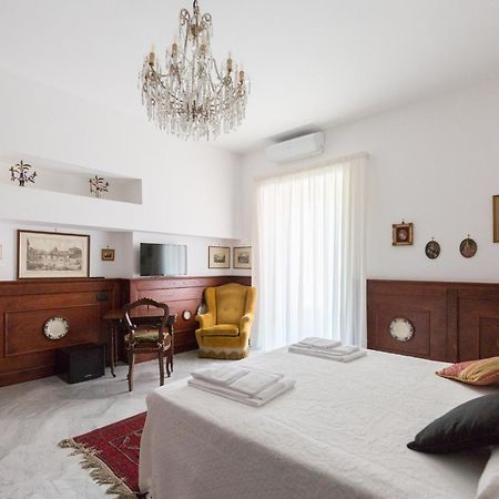 Palazzo Doria D'Angri Suites Naples Extérieur photo