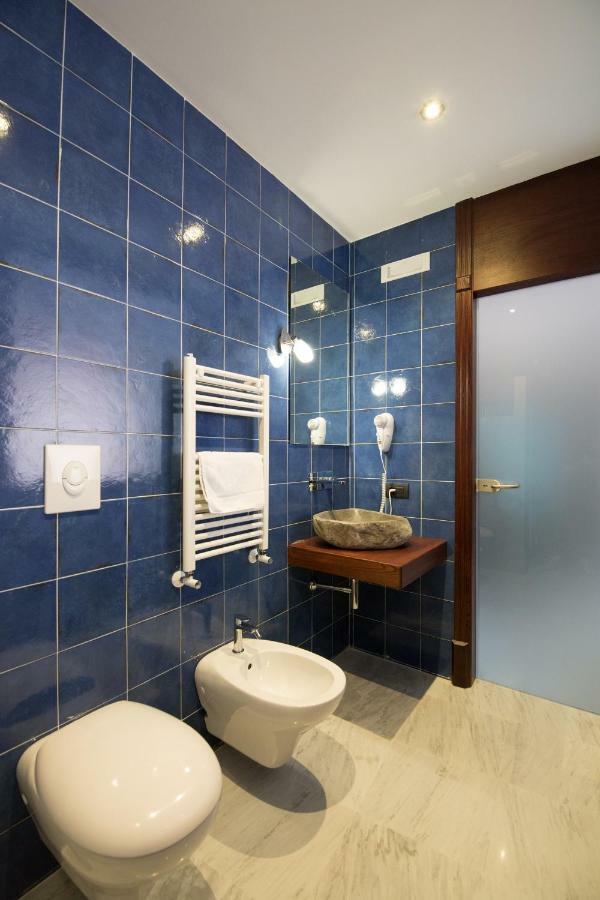 Palazzo Doria D'Angri Suites Naples Extérieur photo