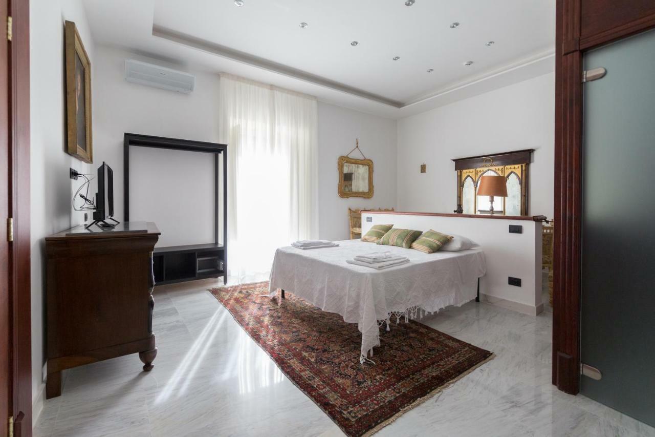 Palazzo Doria D'Angri Suites Naples Extérieur photo
